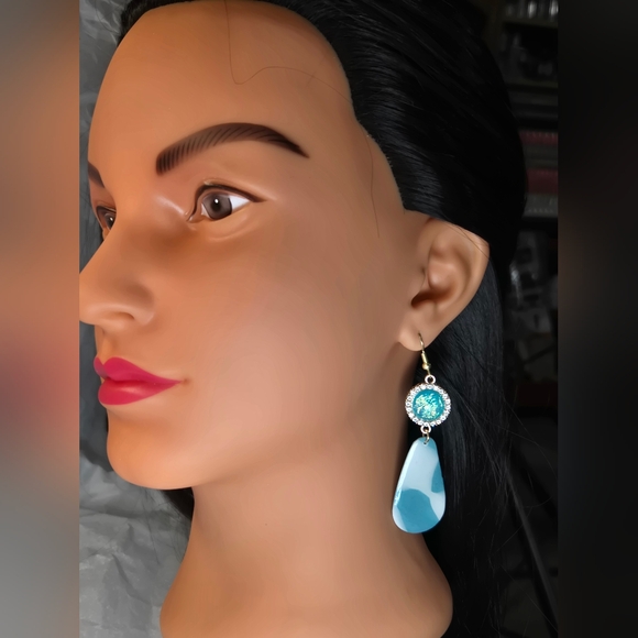 Chic Gold and Blue Dangle Earrings - Picture 5 of 5